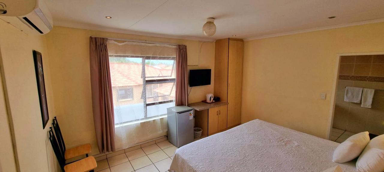 Asda Guesthouse Mogwase Eksteriør bilde